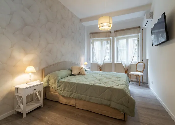 Appartement Vatican Shabby Double Bedrooms